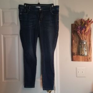 Lane Bryant Signature Fit Midrise Skinny 18W